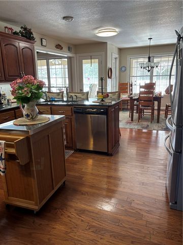 330 Treaty Line, Russellville, AR 72802