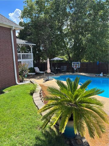 330 Treaty Line, Russellville, AR 72802