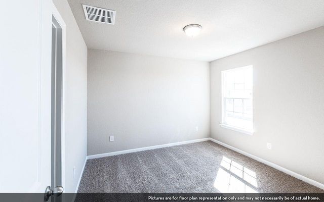 217 Lina WAY, Seguin, TX 78155