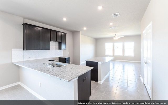 217 Lina WAY, Seguin, TX 78155