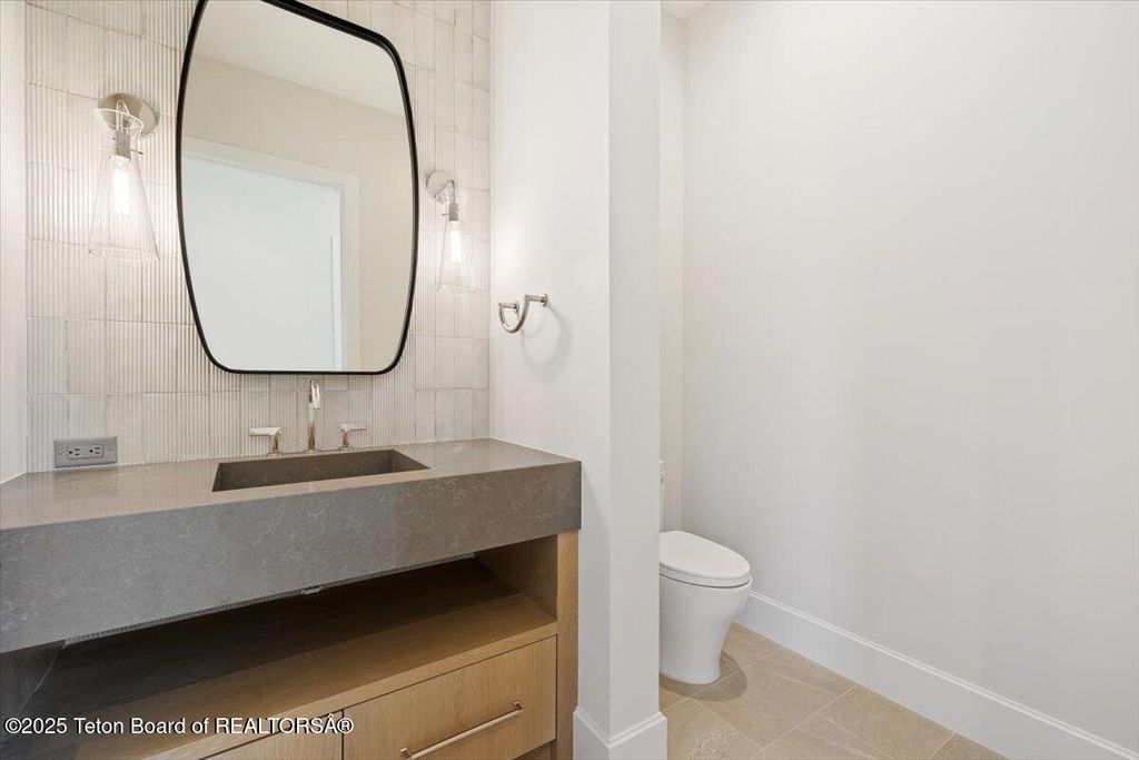 405 TETON Avenue, Jackson, WY 83001 photo 10