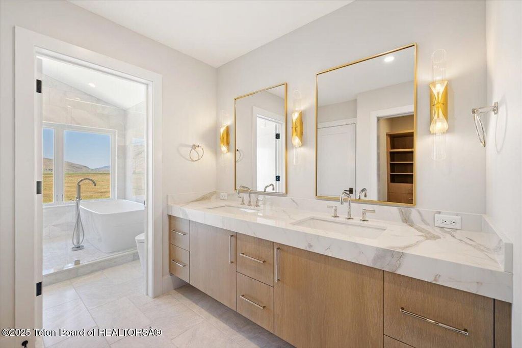 405 TETON Avenue, Jackson, WY 83001 photo 14