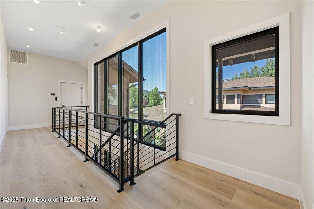 405 TETON Avenue, Jackson, WY 83001 photo 17