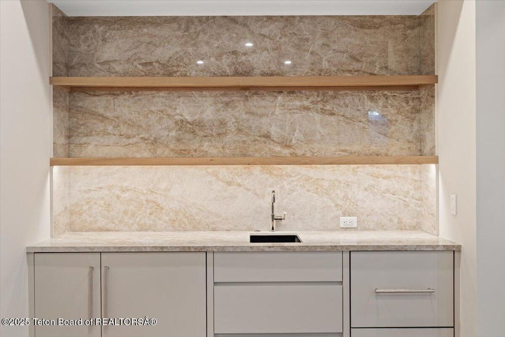 405 TETON Avenue, Jackson, WY 83001 photo 33