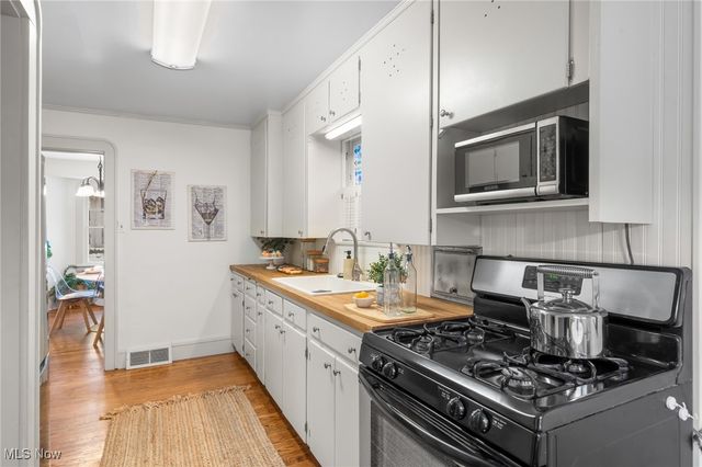 2123 17th Street, Cuyahoga Falls, OH 44223