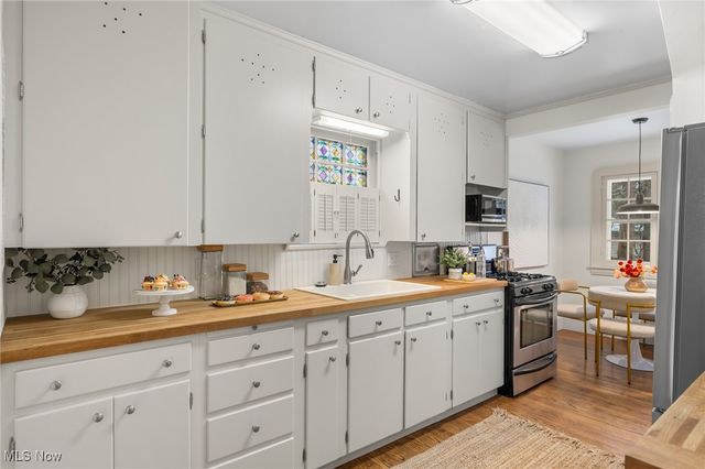 2123 17th Street, Cuyahoga Falls, OH 44223