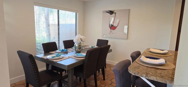 8995 Via Andar, San Diego, CA 92122