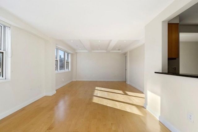 183-185A Massachusetts Ave 304, Boston, MA 02115