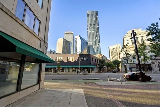 183-185A Massachusetts Ave 304, Boston, MA 02115