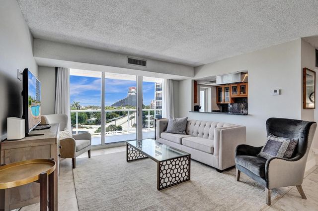 2715 N OCEAN Boulevard 6C, Fort Lauderdale, FL 33308