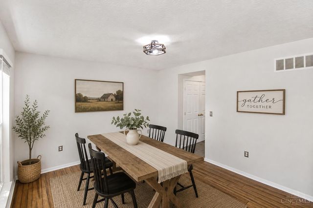 6067 Weber Oaks Drive, Miami Twp, OH 45140