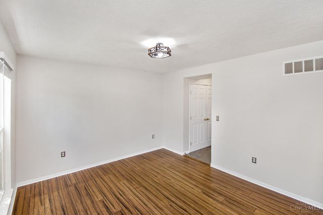 6067 Weber Oaks Drive, Miami Twp, OH 45140