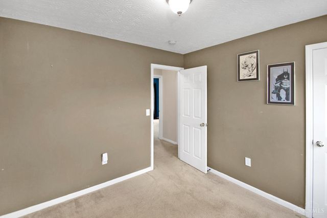 6067 Weber Oaks Drive, Miami Twp, OH 45140