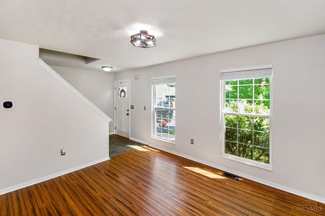 6067 Weber Oaks Drive, Miami Twp, OH 45140