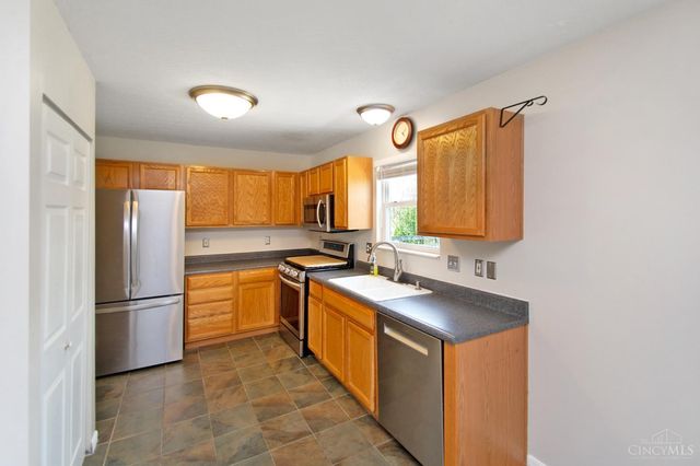 6067 Weber Oaks Drive, Miami Twp, OH 45140