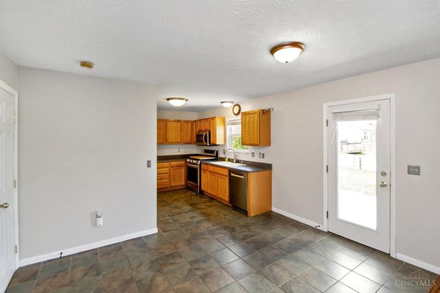 6067 Weber Oaks Drive, Miami Twp, OH 45140