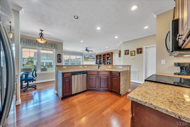 25 Cabel Court, Roanoke, VA 24019