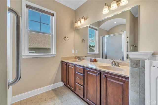 25 Cabel Court, Roanoke, VA 24019