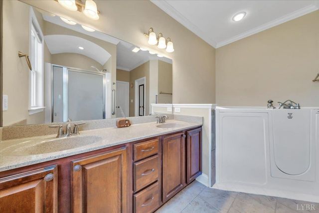 25 Cabel Court, Roanoke, VA 24019