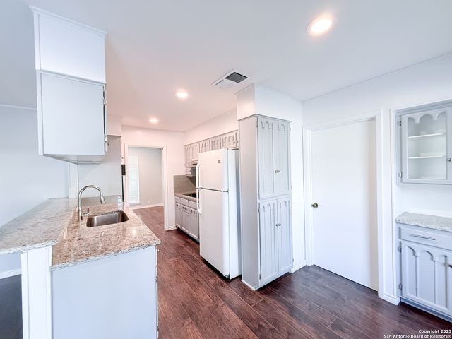 10402 Redlawn, San Antonio, TX 78230