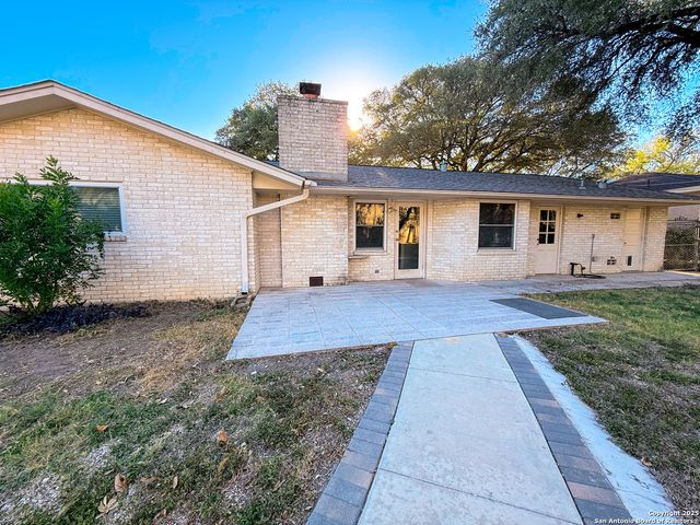 10402 Redlawn, San Antonio, TX 78230