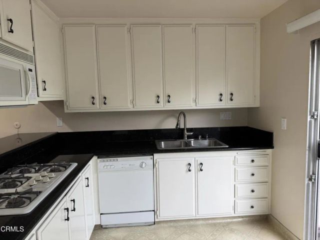 113 N Almansor Street 26, Alhambra, CA 91801