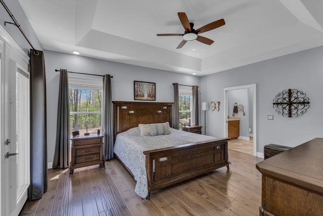12 Hickory View Ln, Crossville, TN 38572