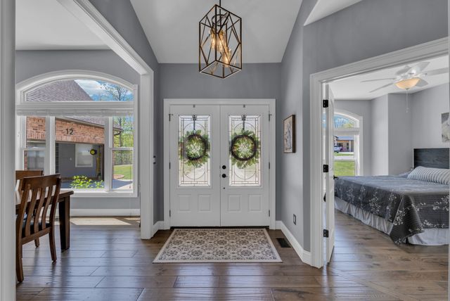 12 Hickory View Ln, Crossville, TN 38572