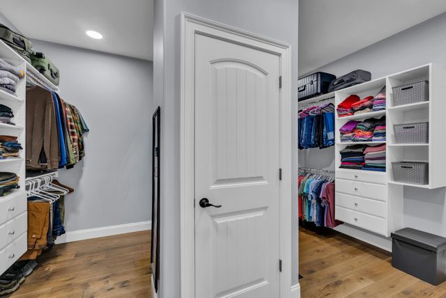12 Hickory View Ln, Crossville, TN 38572