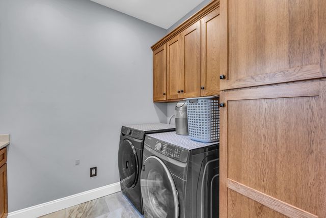 12 Hickory View Ln, Crossville, TN 38572