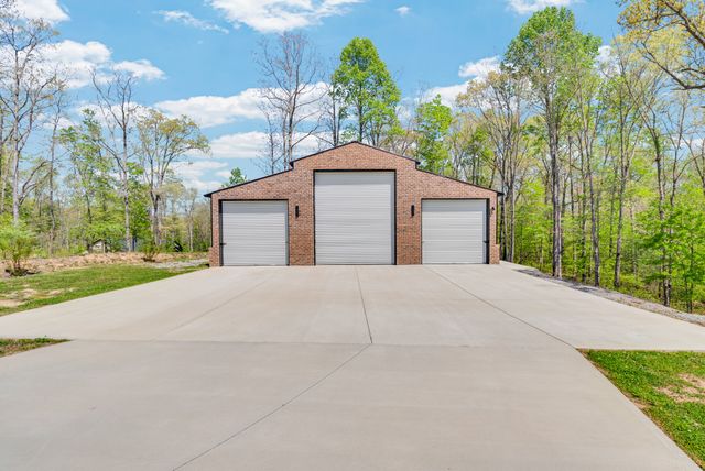 12 Hickory View Ln, Crossville, TN 38572