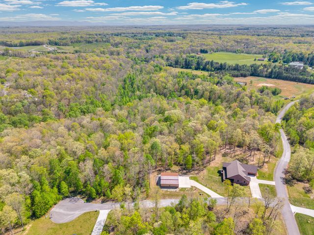 12 Hickory View Ln, Crossville, TN 38572