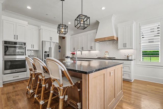 1111 Lusitano Ct, Nolensville, TN 37135