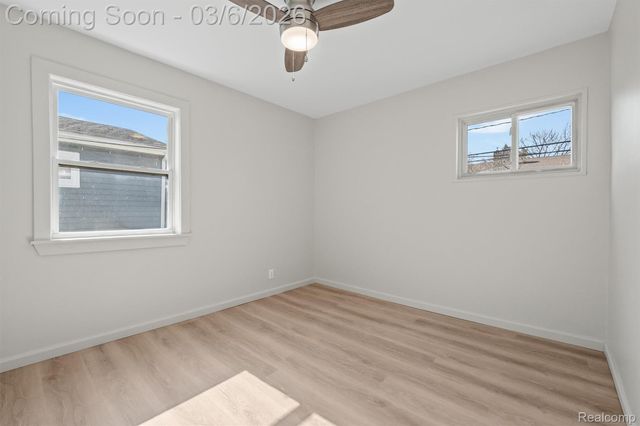 977 Kettering Avenue, Pontiac, MI 48340