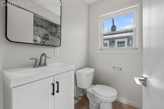 977 Kettering Avenue, Pontiac, MI 48340