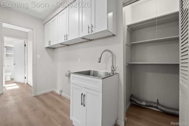 977 Kettering Avenue, Pontiac, MI 48340