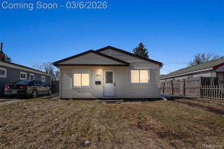 977 Kettering Avenue, Pontiac, MI 48340