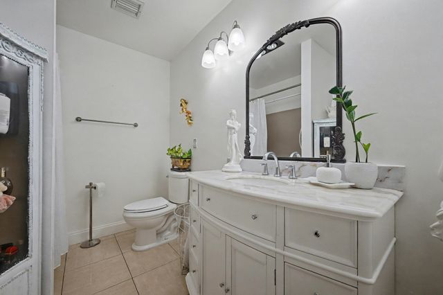 1340 SW 75th Avenue, North Lauderdale, FL 33068