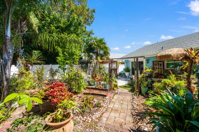 1340 SW 75th Avenue, North Lauderdale, FL 33068