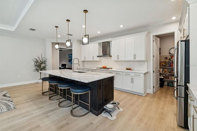 1725 POINT GRACE ROAD, Tavares, FL 32778