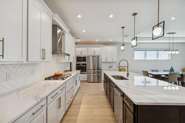 1725 POINT GRACE ROAD, Tavares, FL 32778