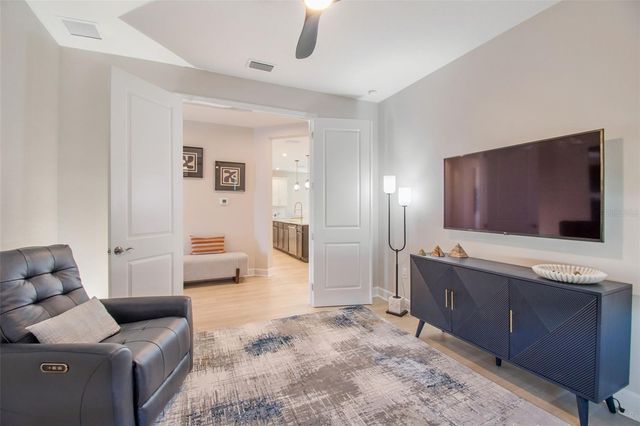 1725 POINT GRACE ROAD, Tavares, FL 32778