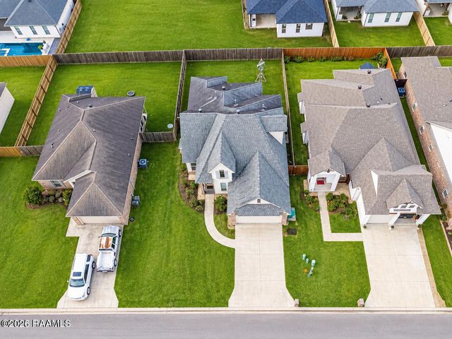 521 Saddle Crest Drive, Lafayette, LA 70507