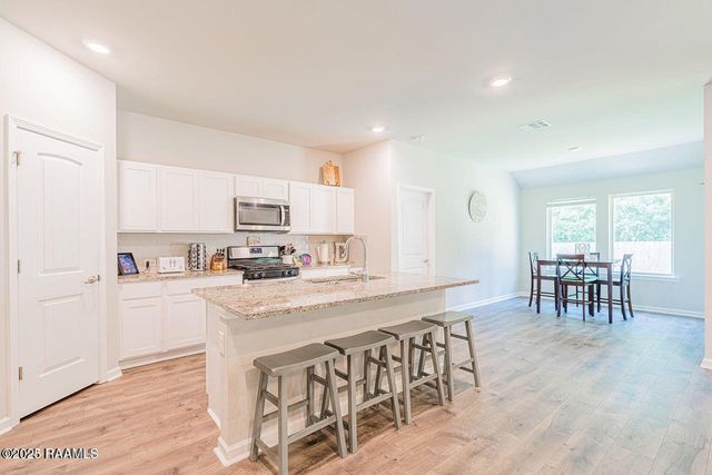 521 Saddle Crest Drive, Lafayette, LA 70507