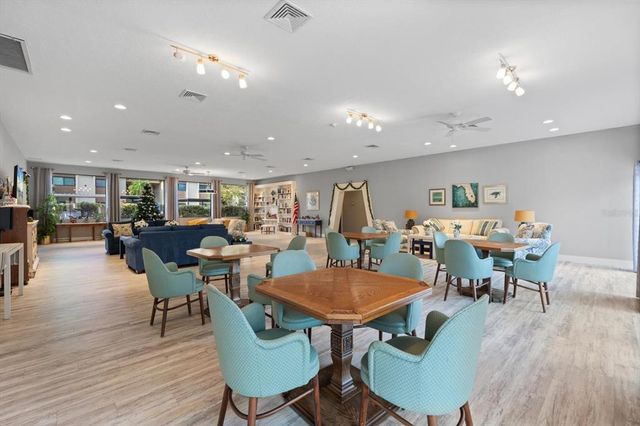2522 CLUBHOUSE DRIVE 204, Sarasota, FL 34232