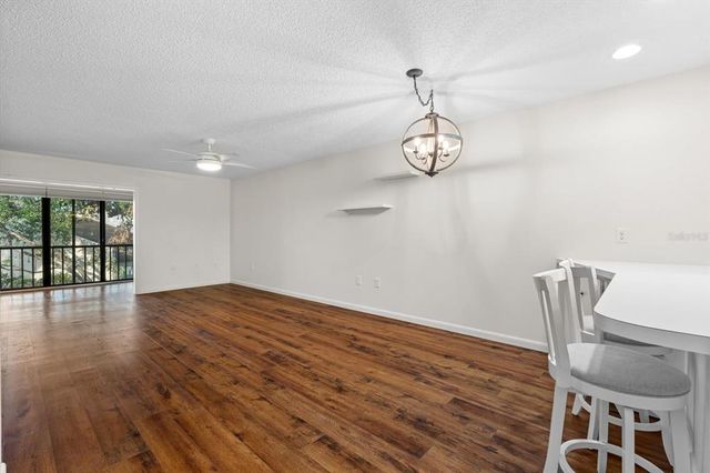 2522 CLUBHOUSE DRIVE 204, Sarasota, FL 34232