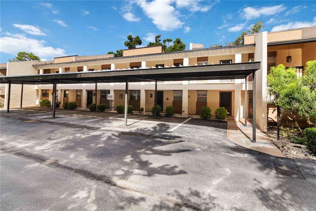 2522 CLUBHOUSE DRIVE 204, Sarasota, FL 34232