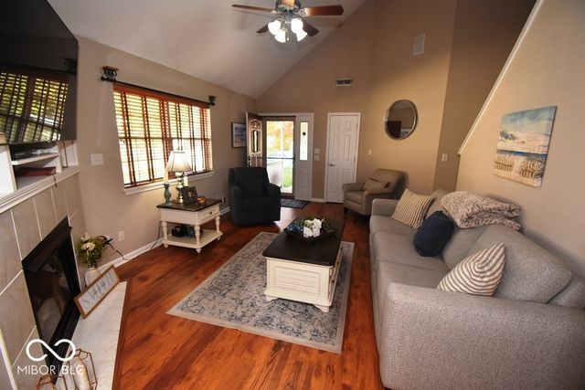 933 Amesbury Court, Indianapolis, IN 46217