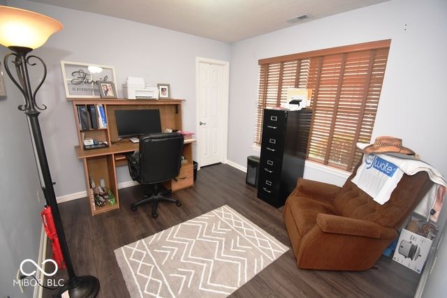 933 Amesbury Court, Indianapolis, IN 46217