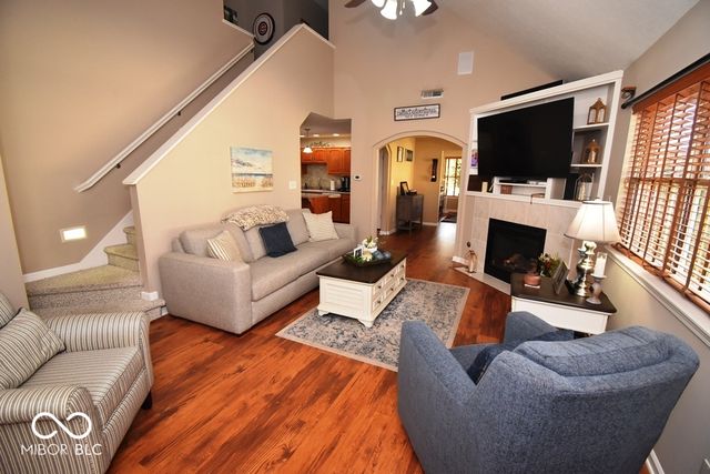 933 Amesbury Court, Indianapolis, IN 46217